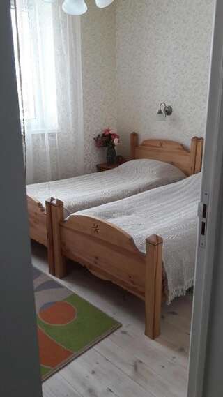 Гостевой дом Lesnaya Paulinka Mlyny Двухместный номер с 2 отдельными кроватями-1